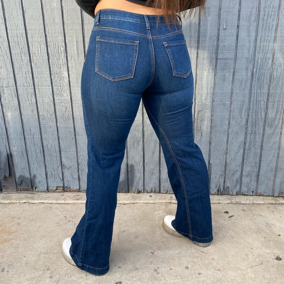 Bell bottom jeans - Picture 6 of 8